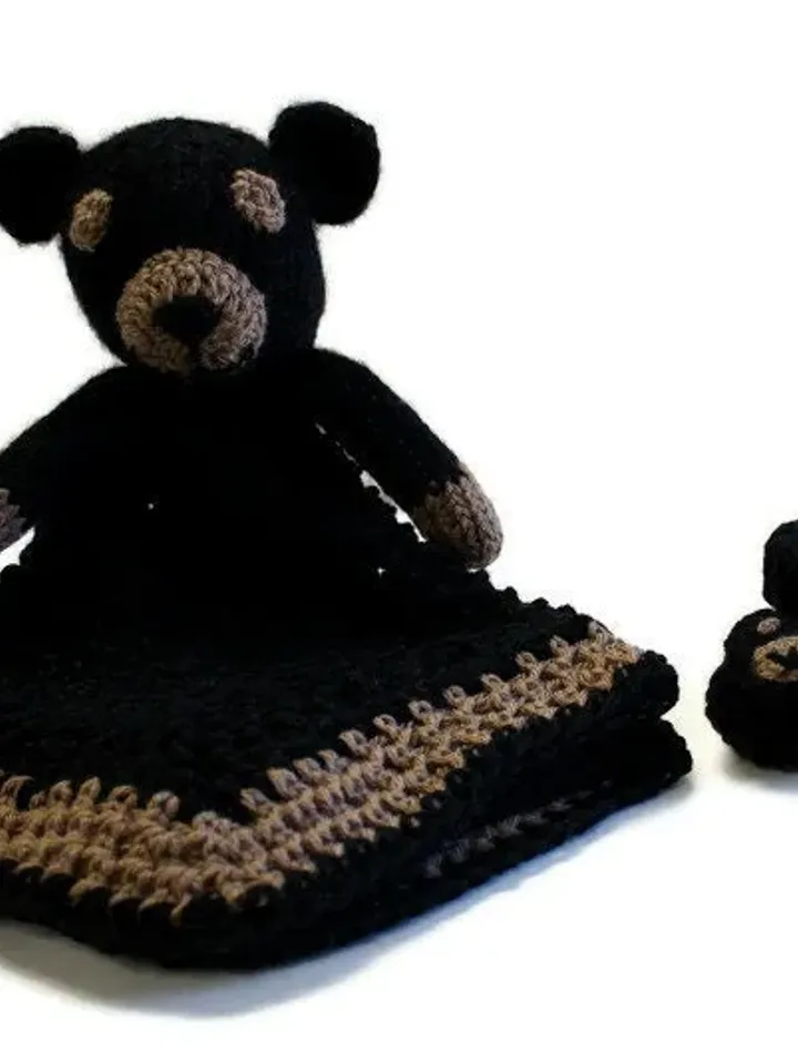 Black Bear Gift Set and Photoshoot Props, Woodland Animals Nursery Décor, Baby Shower Gift Ideas for New Moms, Crochet Lovies, Safari Animal