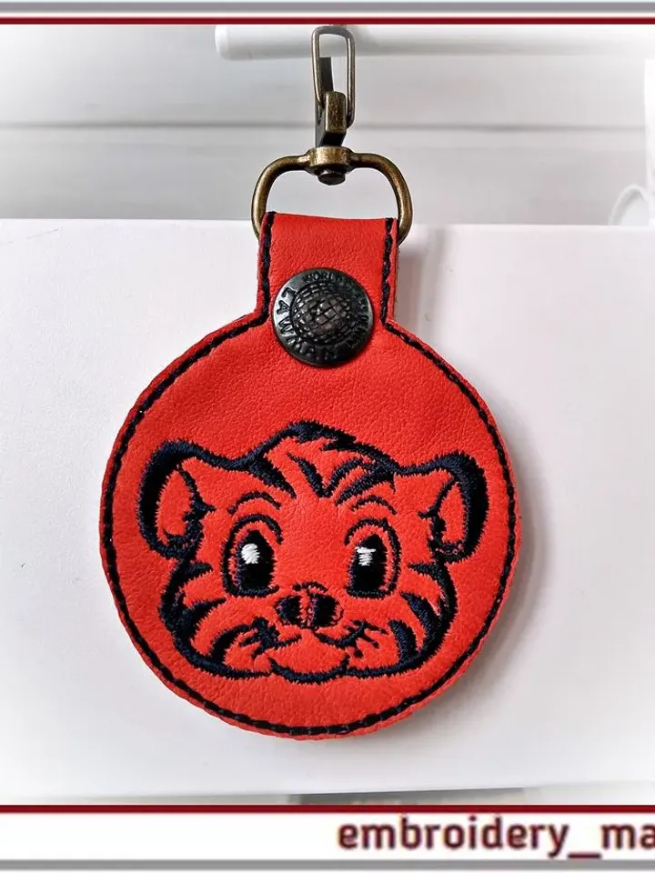 In the hoop Keychain with a tiger embroidery design