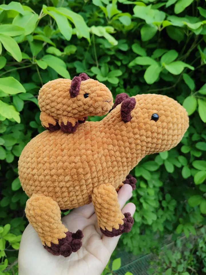 Crochet capybara pattern: capybara plush and baby capybara, amigurumi capybara pattern