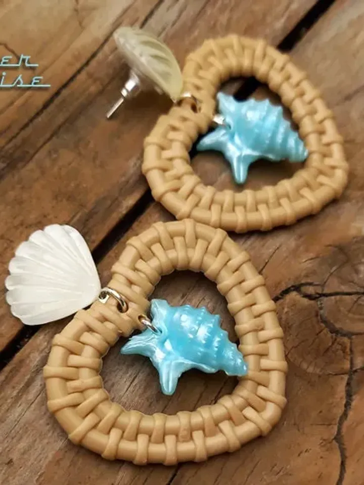 Rattan Love Seashell - Earrings - Rattan Raffia Jewelry - Heart Earrings - Sea Summer Earrings - 1950s Seashell Earrings - Glitter Paradise®