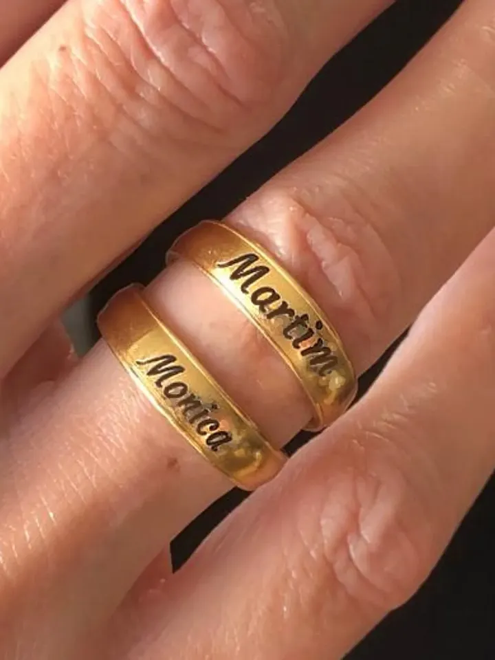 Personalized Band Ring in Silver or Gold with Two Names | Thick Parallel Wraparound Ring Engraved | Double Name Ring for Mom/Grandma