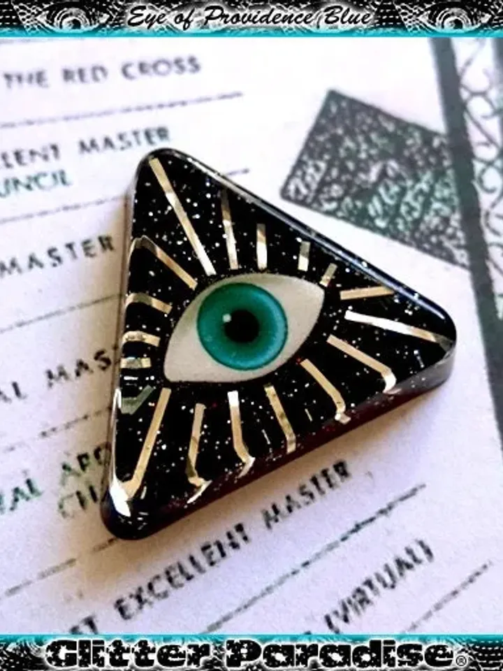 Eye of Providence - Brooch - Eye of Providence - Pyramid - All seeing Eye - Eye of God - illuminati - NWO - Freemason - Glitter Paradise®