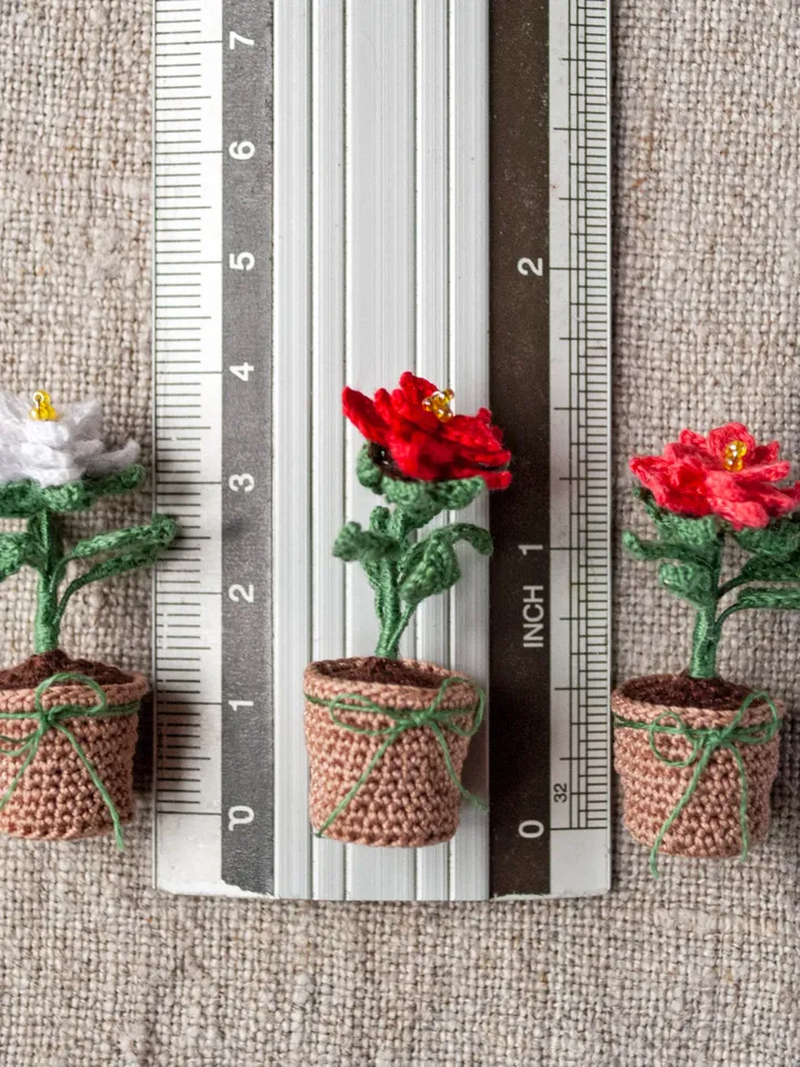 Christmas houseplant Poinsettia, Miniature potted flower, Christmas gift idea Crochet tiny plant, Christmas floral decor
