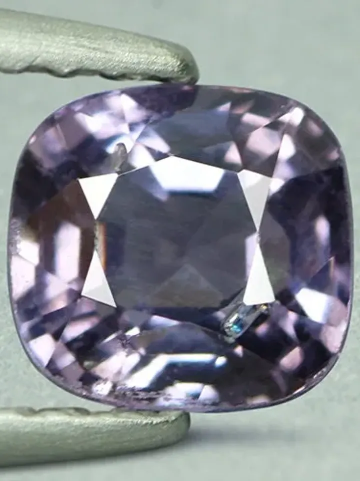 0.98 CT Master Superior Silver Grey Color Unheated 100% Natural Spinel