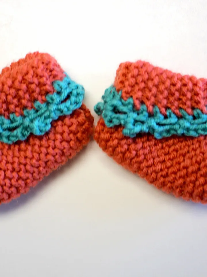 Peach and Turquoise Baby Shoes, Baby Sock, Baby Booties, Great Stocking Stuffers for Baby's First Christmas, Baby Shower Gift Ideas, Crochet