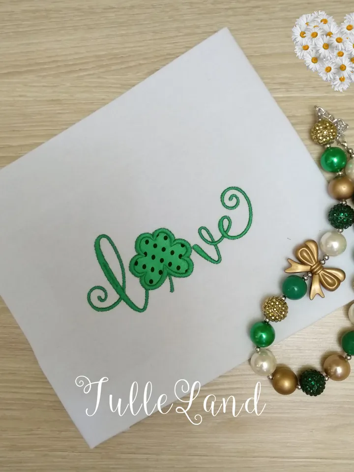 St. Patrick's Day Love Green Clover Green Irish Shamrock Lucky Irish Princess Applique Design for Machine Embroidery