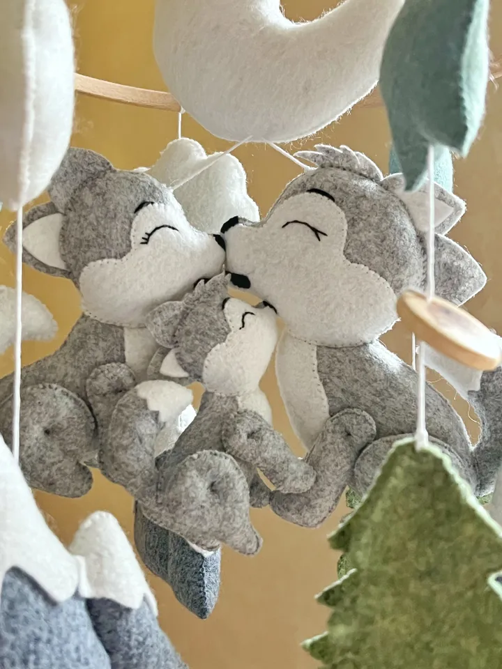 Wolf mobile Woodland mobile felt Boy mobile cot Mountains mobile crib Nursery decor
