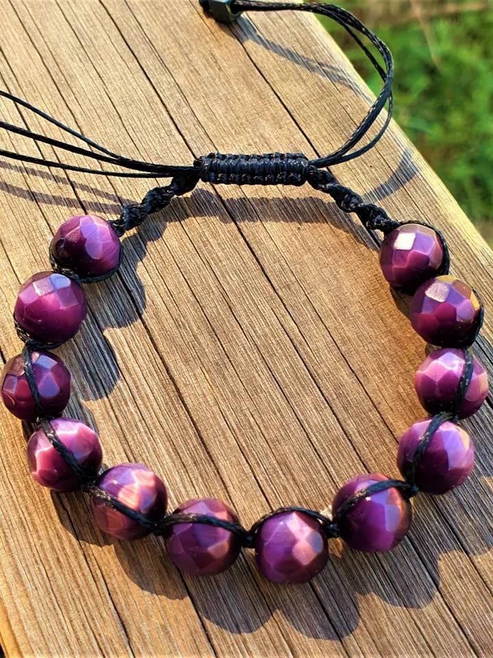 Natural Cat's Eye Gemstone Macrame Bracelet / 10mm Cat s Eye / Gifts for Mom / Handmade Jewelry / Natural Gemstone Bracelet