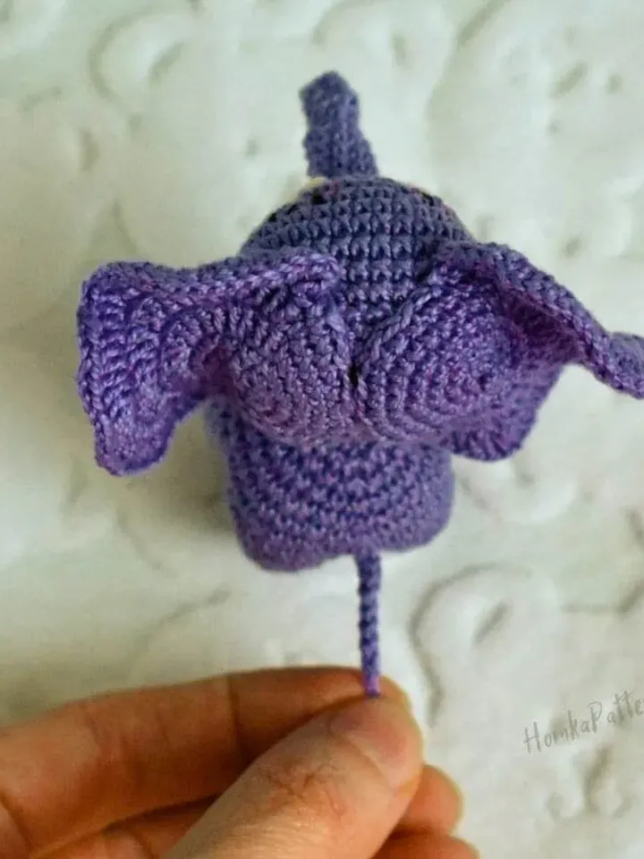 Elephant pattern, amigurumi crochet elephant