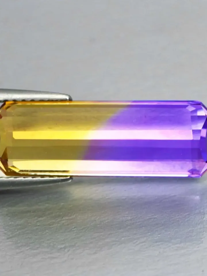 8.33 CT Sensational Rarest Bi Color Unheated 100% Natural Ametrine From Bolivia