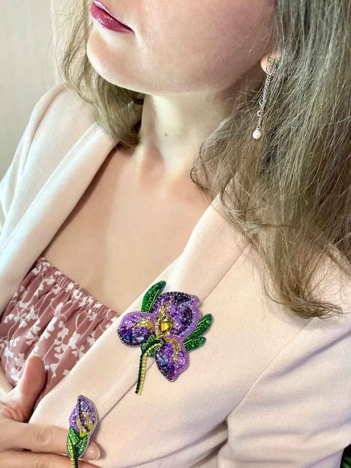 Iris Set of Beaded Brooches, Handmade Embroidered Accessory, Pin Flower of Purpel and Golden Colors, Flower Brooch