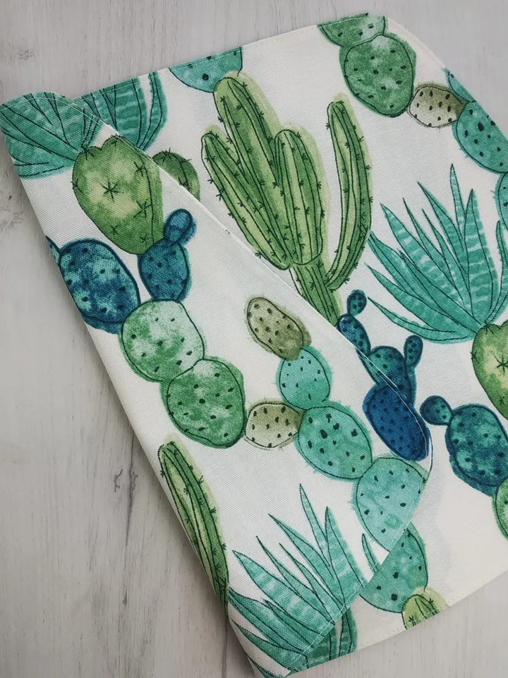 Cactus placemats set of 8, 6, 4 or 2, wedge placemats, washable placemat with water-repellent coating, round table mat
