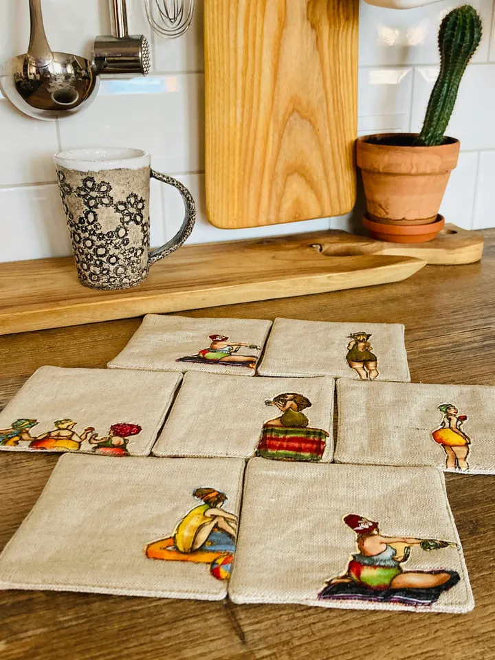 Set of 7 linen coasters