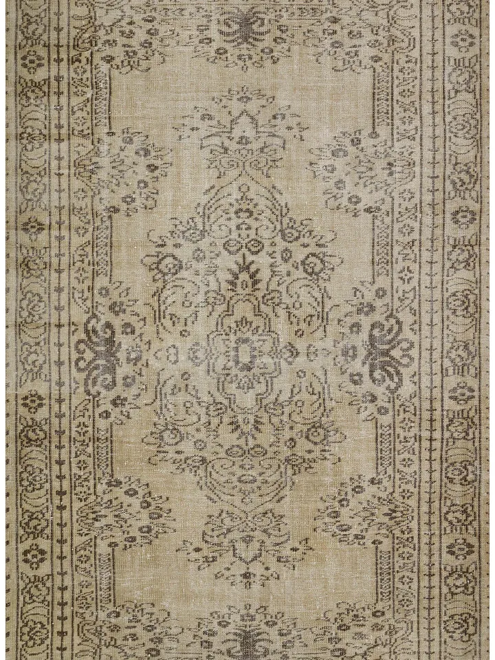 Boho Chic Turkish Rug - Natural Oushak Carpet for Bohemian Home Decor - 176x283 cm