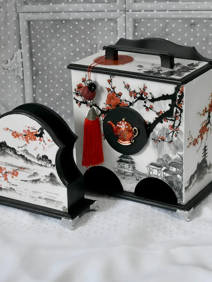 Square Napkin stand, Napkin holder for table setting with the image of Japan