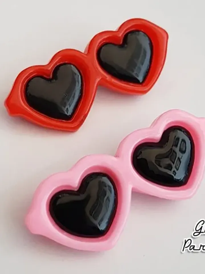 Heart Shaped Glasses - Set - 50s Jewelry - Retro Jewelry - Heart Shaped Shades - Heart Shaped Glasses Brooch & Necklace - Glitter Paradise®