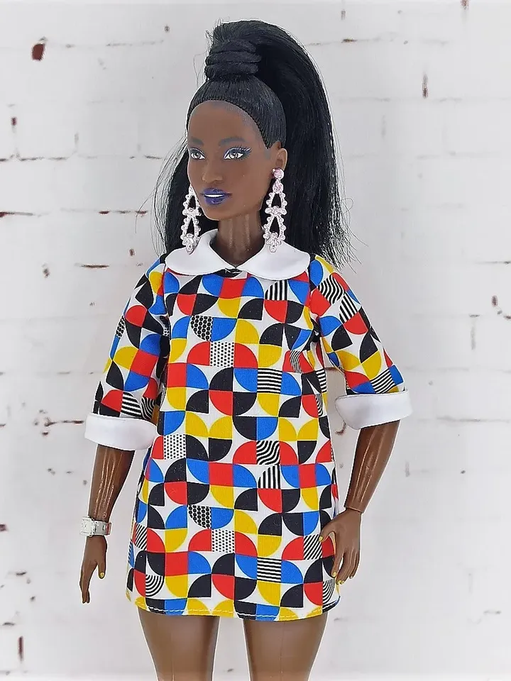A-silhouette dress with vintage design for Barbie Doll (Curvy)