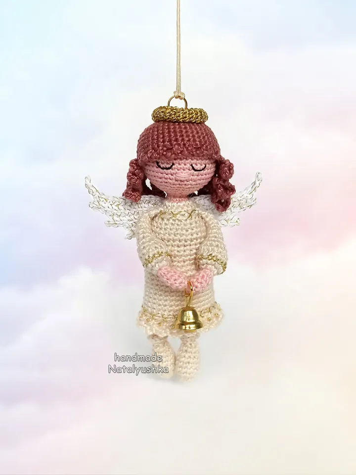 Angel with a bell, Keychain, Christmas Angel, Little crochet hanging Angel, Christmas gift, White Guardian angel
