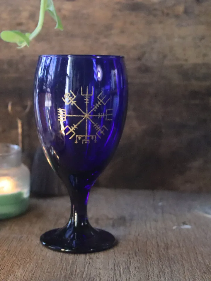 Vegvisir Wayfinder Chalice, Witch's Vegvisir Chalice, Blue Chalice with Gold Etched Vegvisir, Deep Blue Witch's Vegvisir Chalice