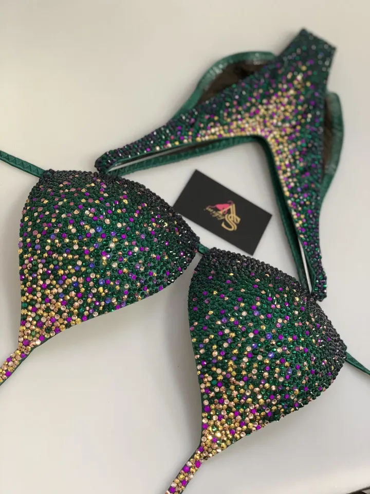 Alexandrite - Bikinis in stones