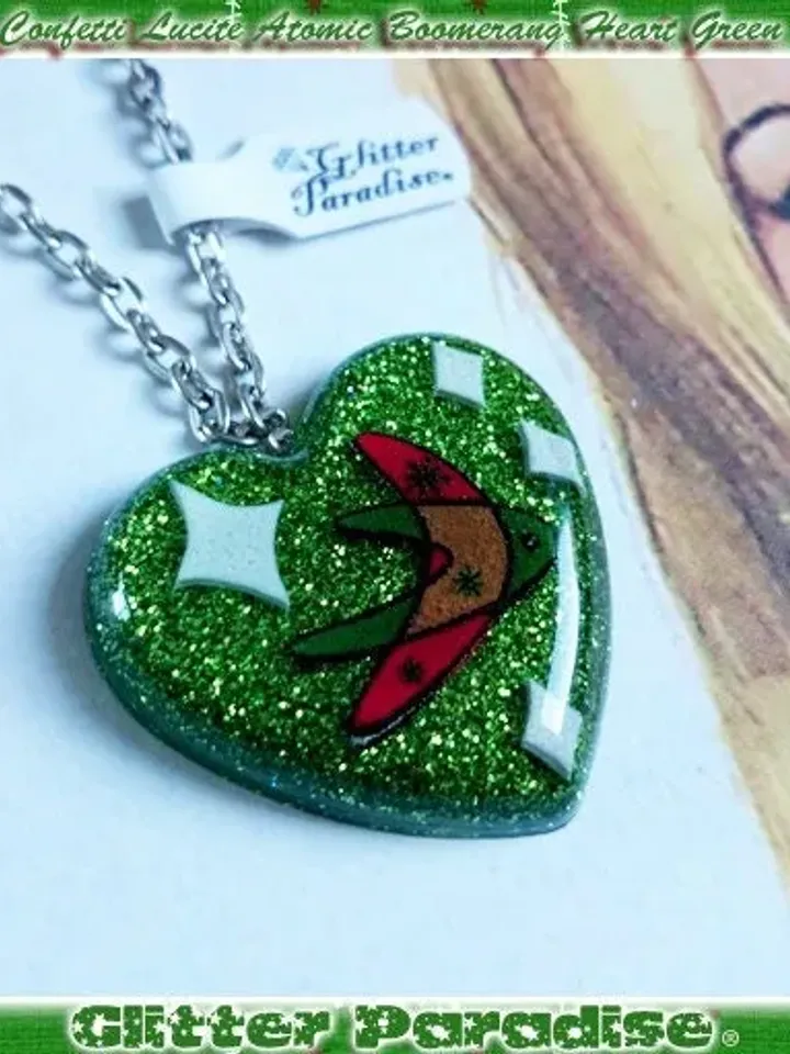 Confetti Lucite Atomic Boomerang Green - Necklace - Confetti Lucite - Retro - Mid-Century Modern - Heart Necklace - Glitter Paradise®