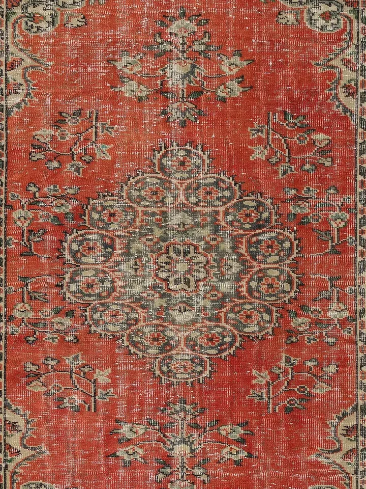 Add Warmth and Style to Your Living Room with this Orange Turkish Rug - 4.79x7.93ft of Beautiful Home Decor!