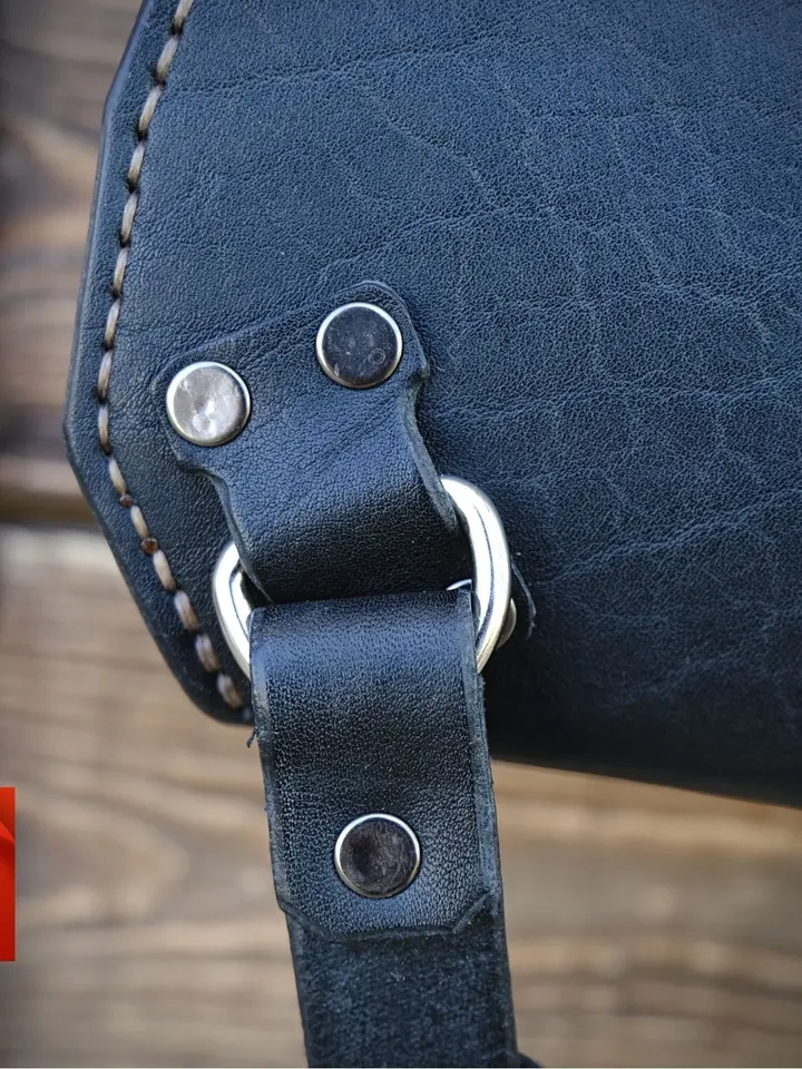 PDF leather pattern - Women's leather backpack. BG15