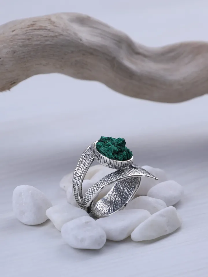 MADE TO ORDER Sterling 925 silver, green malachite jewellery set. Natural stone earrings and ring.