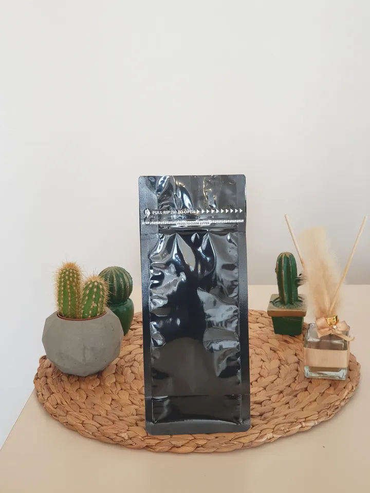 BLACK Shiny FLAT BOTTOM Pouch Zipper from Side with Valve option, Bags for Coffee Bean Tea herbal Candy glossy Black beg, high quality bag