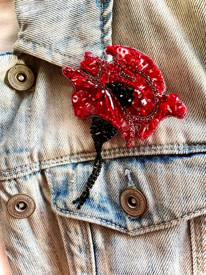 Poppy Brooch in Red and Black Colors, Handmade Embroidered Accessory, Flower Pin, Flower Brooch, Red Brooch