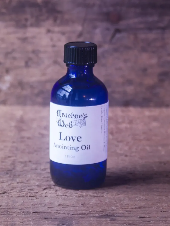 Love Ritual Oil, Anointing oil for candles, oil for magic, fragrant oil for candle magick, witch's anointing oil for consecration