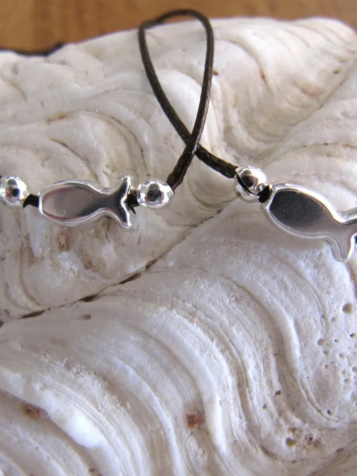 2x friendship bracelets, pearl bracelet, best friend, gift for friends, antique silver beads