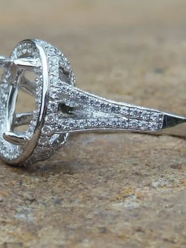 Oval Shape 8x10MM in 14K White Gold Semi Mount Ring For Women / Diamond Ring