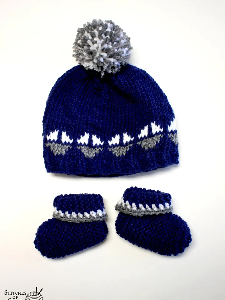 Sailboat Hat and Booties Set, Expectant Parents Baby Shower Gift Idea, Photoshoot Prop, Newborn Crib Hat and Shoes, Sailor Hats, Little Boys