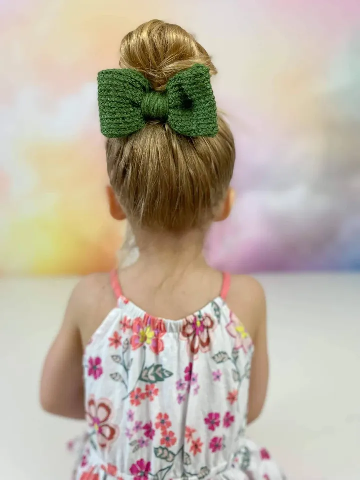 Large Yarn Hair Bow, Yarn Hair Accessories, Easter Hair Clips, Big Bows for Girls, Birthday Gifts for Little Kids, Small Gifts for Spring