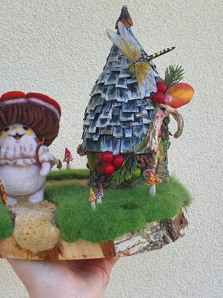Mushroom Humanoids Myconid/Myconid Druid/dry felting mixed technique composition