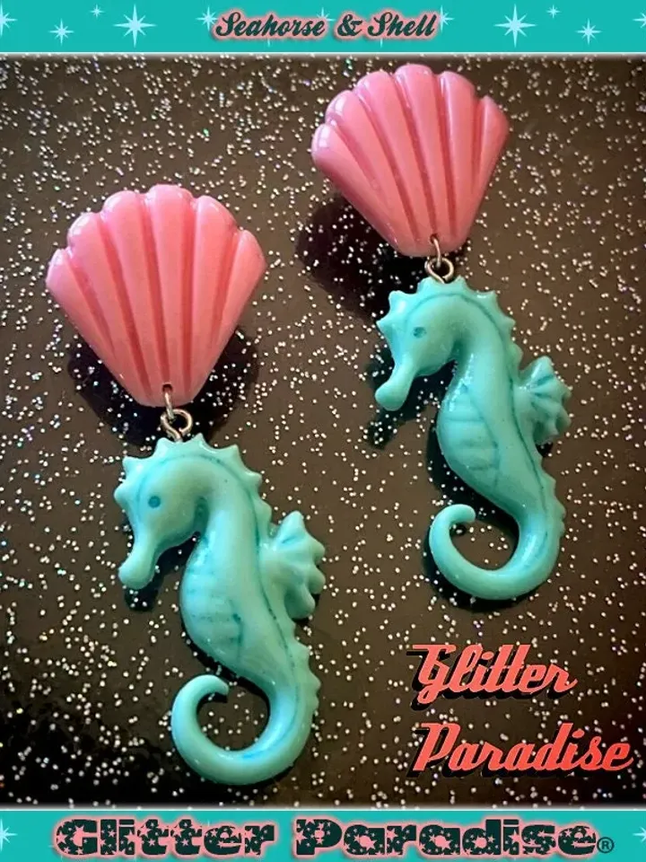 Fakelite SeaHorse and Shell Ivory & Sand - Earrings - Under the Sea - Sea Life - Ocean Lover - Mermaid - Seahorse Brooch - Glitter Paradise®