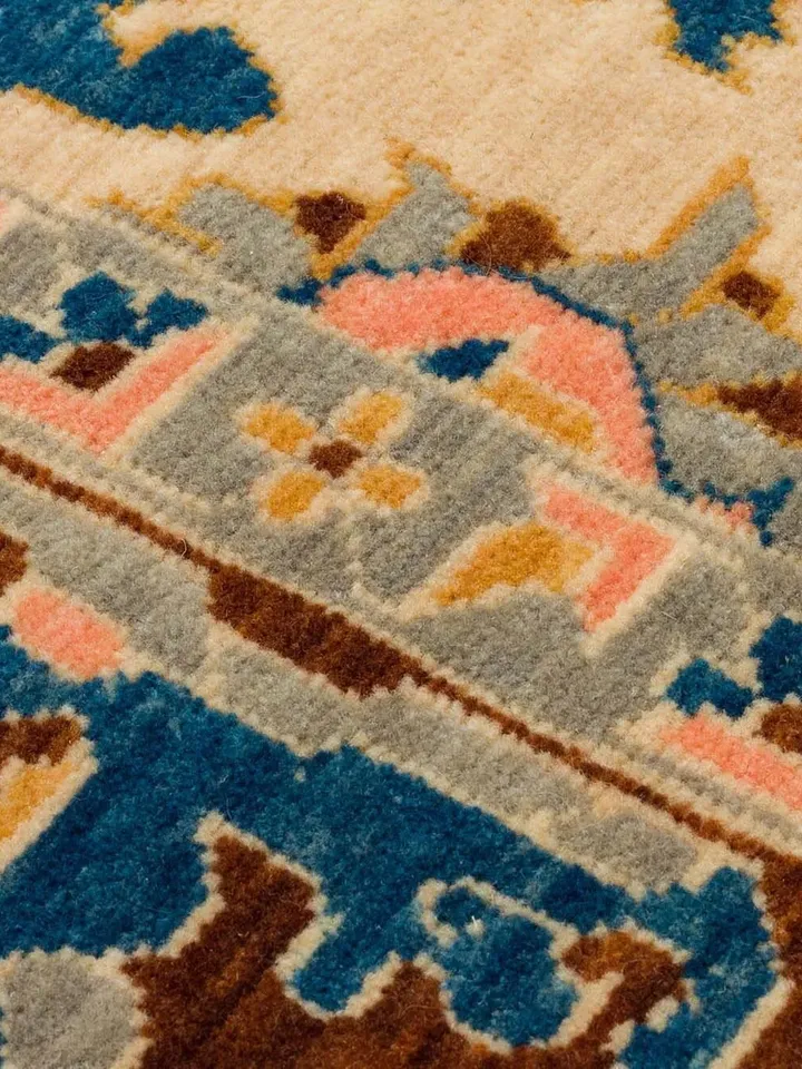 Add a Touch of Elegance to Your Space with our Handcrafted Modern Oushak Rug!