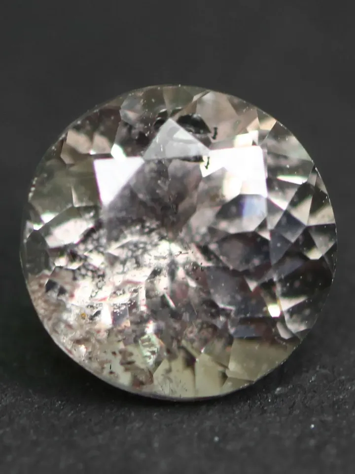 0.50 CT World Very Rare! Unheated 100% Natural Color Change Malaya Garnet