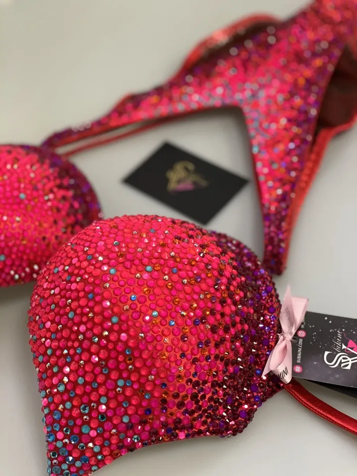 Coral Explosion - Bikinis in stones