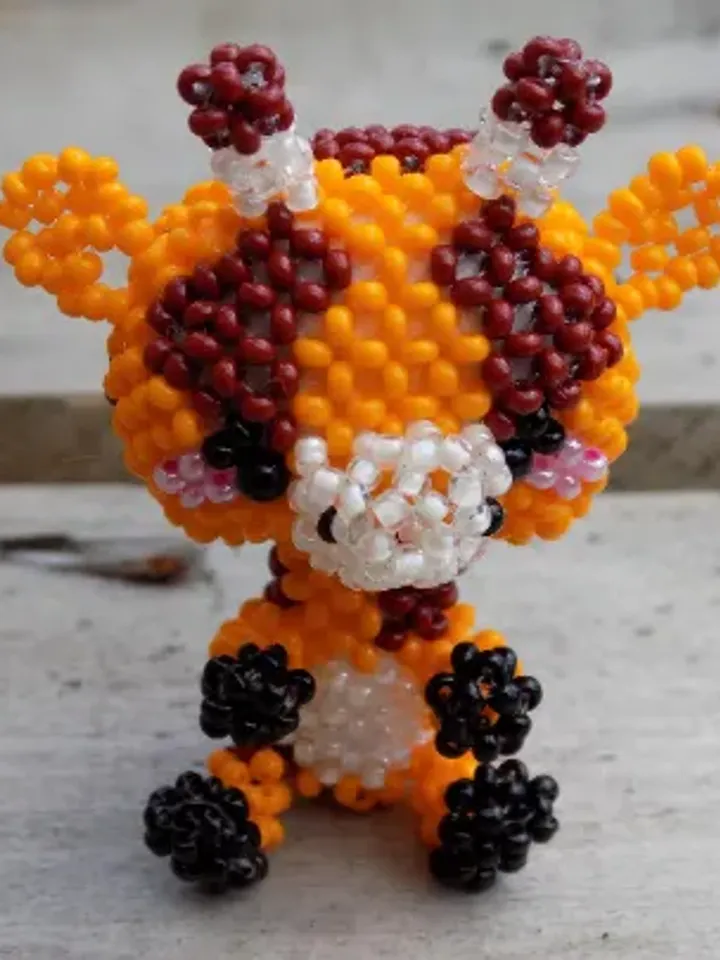 Beaded giraffe Animal figurines Toys giraffe Small giraffe Cute little