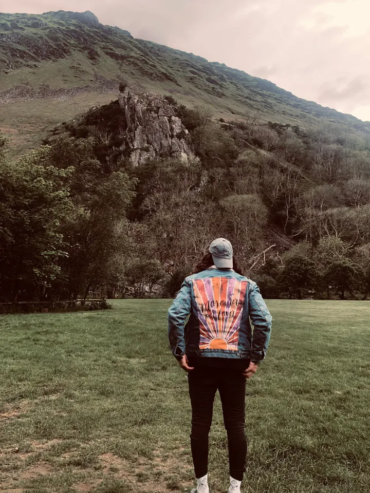 MAS AMOR PORFAVOR- Hand painted jean jacket