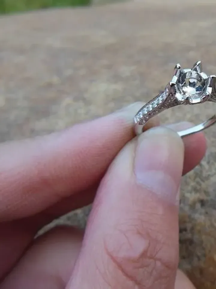 Round 6.2MM in Solid 14K White Gold Fashion Semi Mount Ring / Diamond Ring