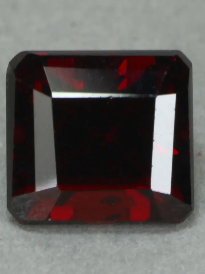 4.64 CT  Amazing Rare  Hot Reddish Pink Color Unheated 100% Natural Rhodolite  Garnet (Pc 3)