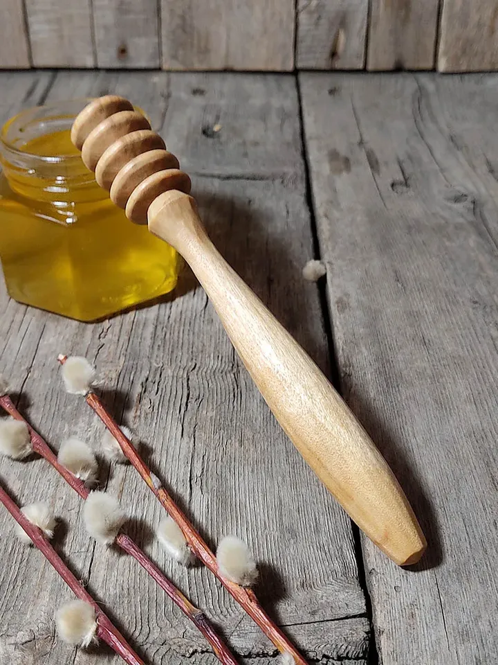 Handmade honey dipper, Wooden honey spoon, Ninth anniversary marriage gift, 9th anniversary willow wood dessert spoon