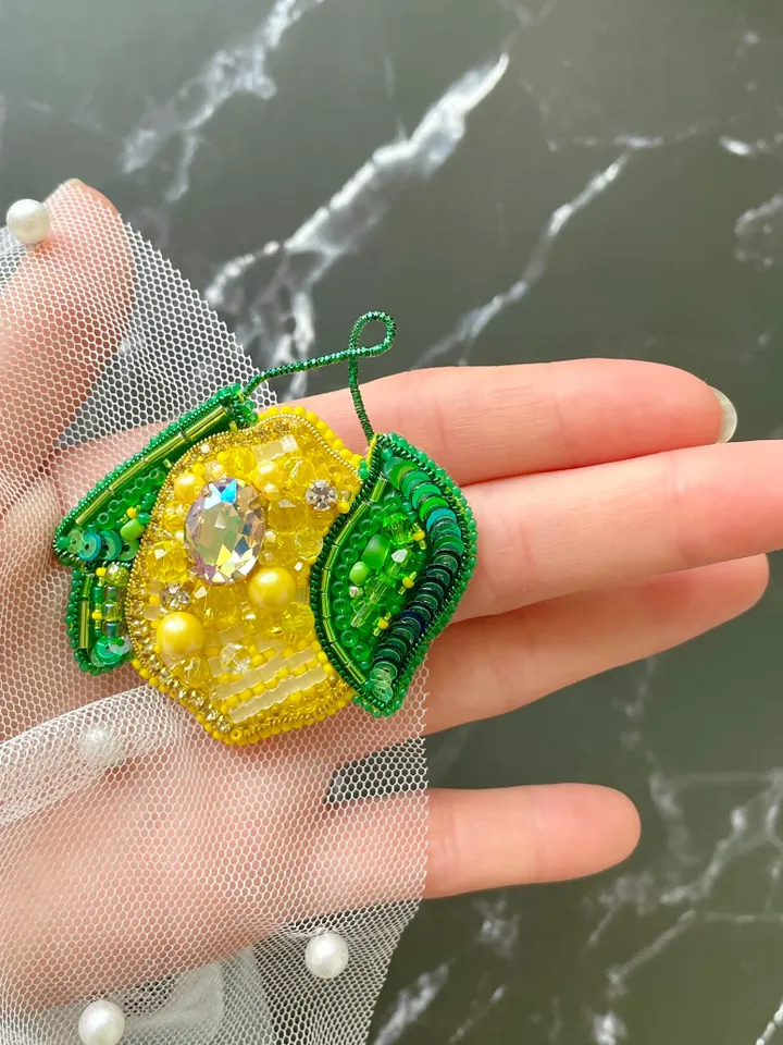 Juicy Lemon Beaded Brooch, Handmade Embroidered Jewelry, Yellow Fruit Brooch, Pin, Lemon Brooch, Fruit Brooch, Yellow