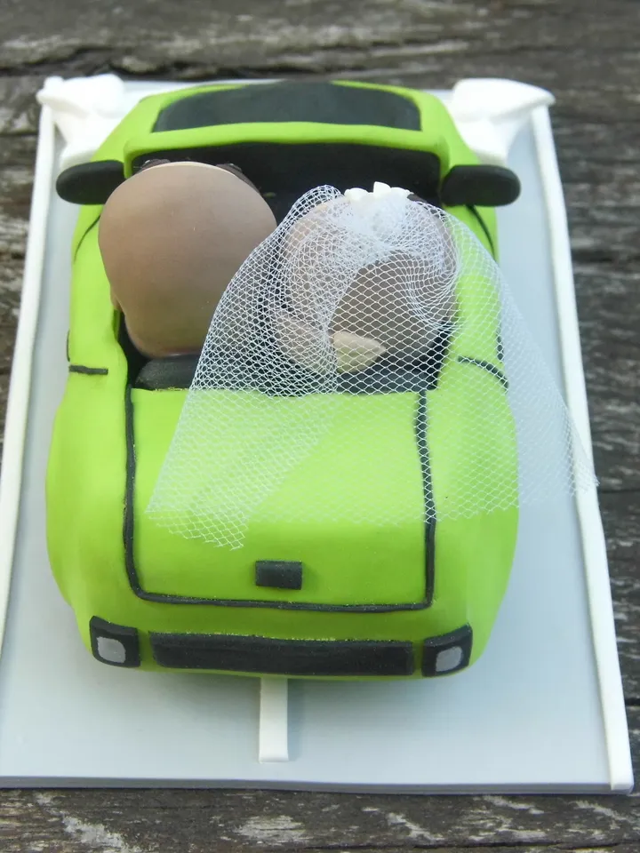 Car Cake Topper, Bride and Groom Cake Topper, Car Figurine, Bride Cake Figure, Groom Cake Figure, Couple Cake Topper, Custom Gift for Couple
