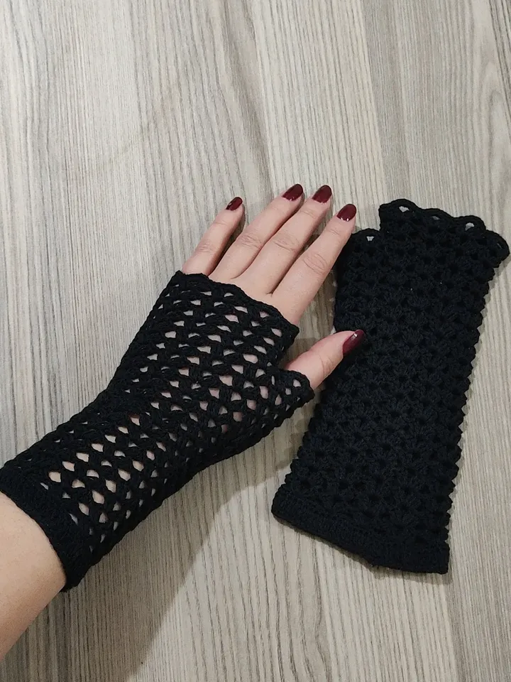 Fingerless Gloves, Arm Warmers Womens, Black Fingerless Mittens, Woodland Wrist Warmers, Texting Gloves, Outlander Gloves, Gift Her