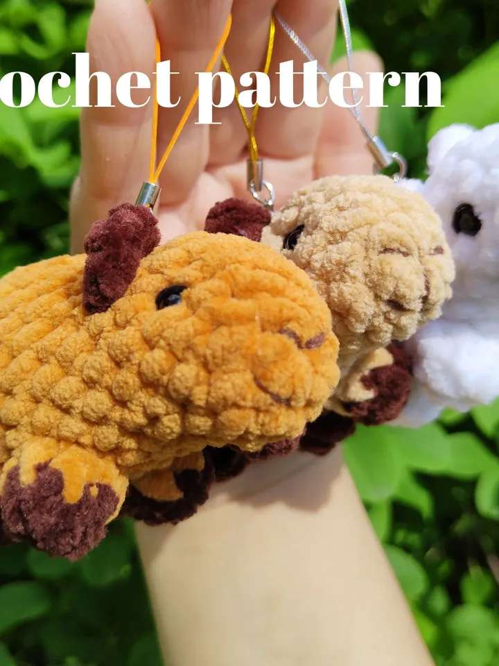 Crochet capybara keychain pattern, capybara plush, baby capybara, amigurumi capybara pattern
