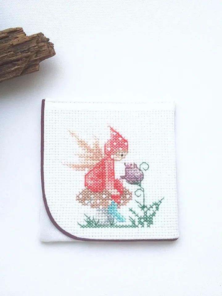 Fairy bookmark personalized, cute bookmark with elf on mushroom, fairycore aesthetic gift, embroidered book lover gift